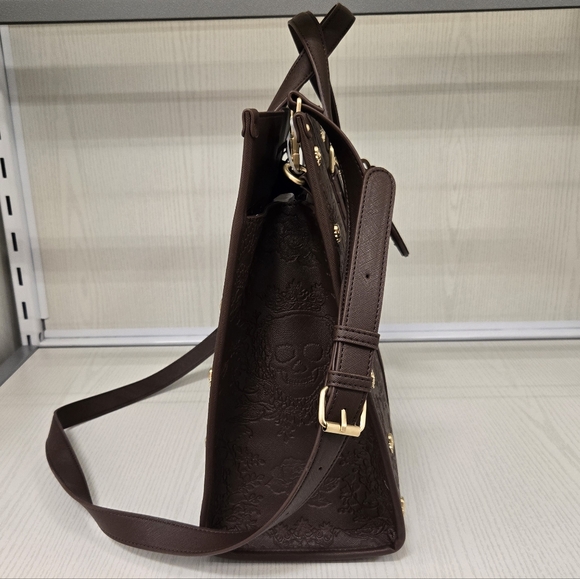 Betsey Johnson Brown Skull Tote Handbag - Picture 3 of 5